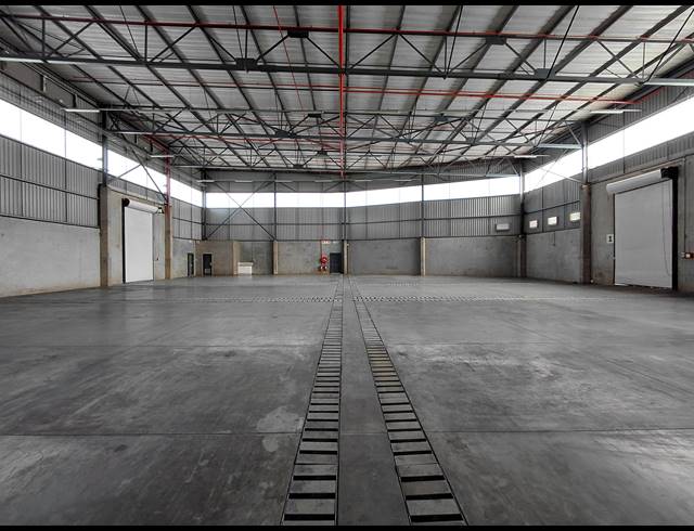 927M² WAREHOUSE TO LET IN POMONA